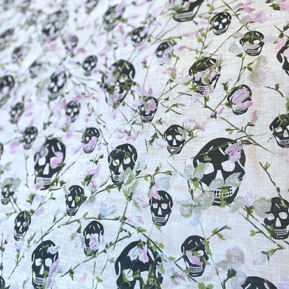 ALEXANDER MCQUEEN Classic Skull-Print Frayed Scarf